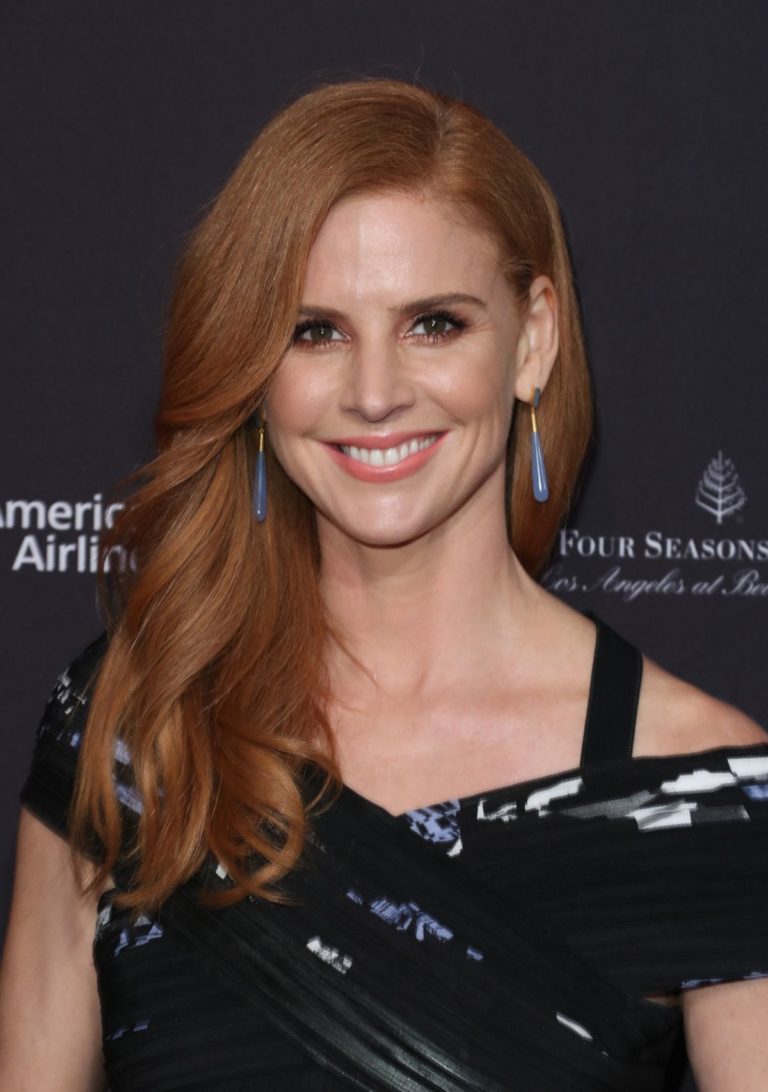 Sarah Rafferty Hot Bikini Photos Include Swimsuit Pics