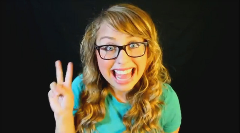15 Laci Green Hottest Photos & Sizzling Swimsuit Pics 2