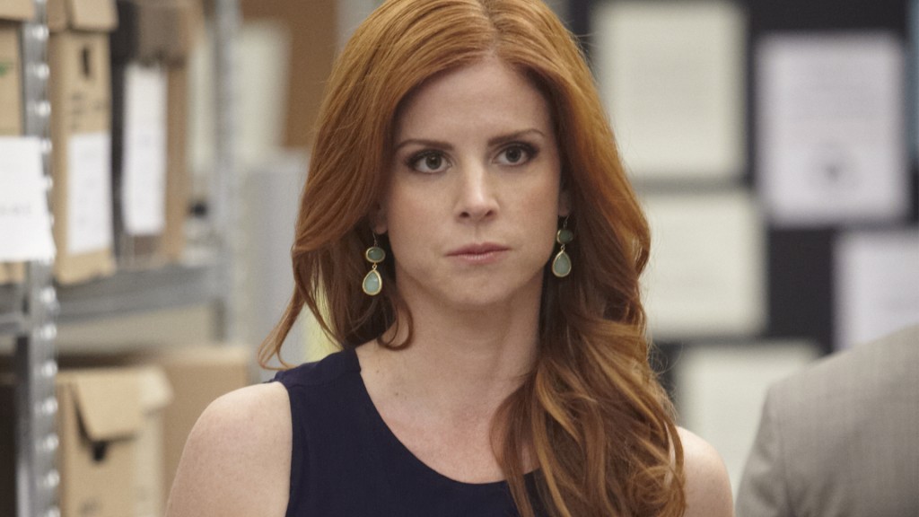 Top 25 Sarah Rafferty Hot & Sexy Bikini Pics - PhotoClickz