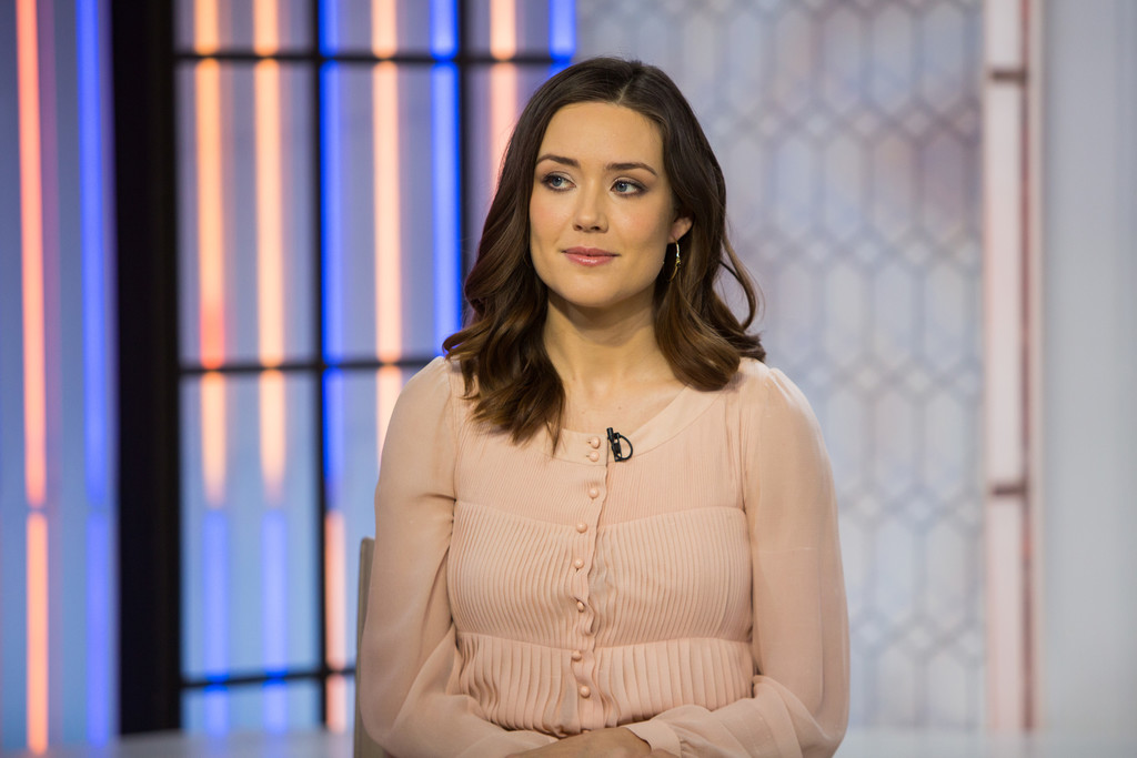 Megan Boone Cute Pic