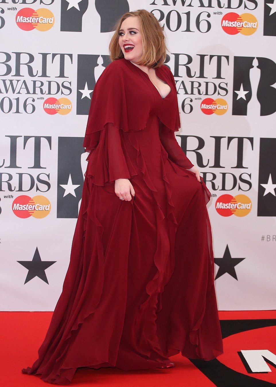 19 Adele Hot Pictures & Bikini Swimsuit Pic !! 6